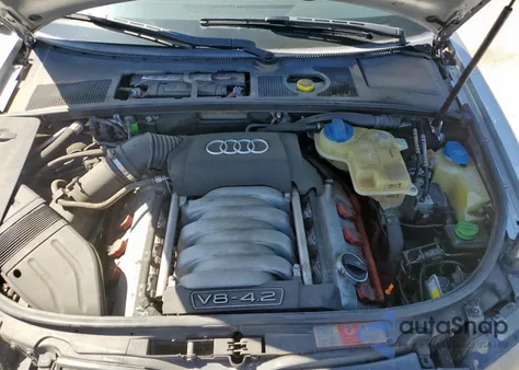 2005 Audi S4 Quattro Cabriolet z USA, uszkodzony, nr VIN WUARL48H15K901778